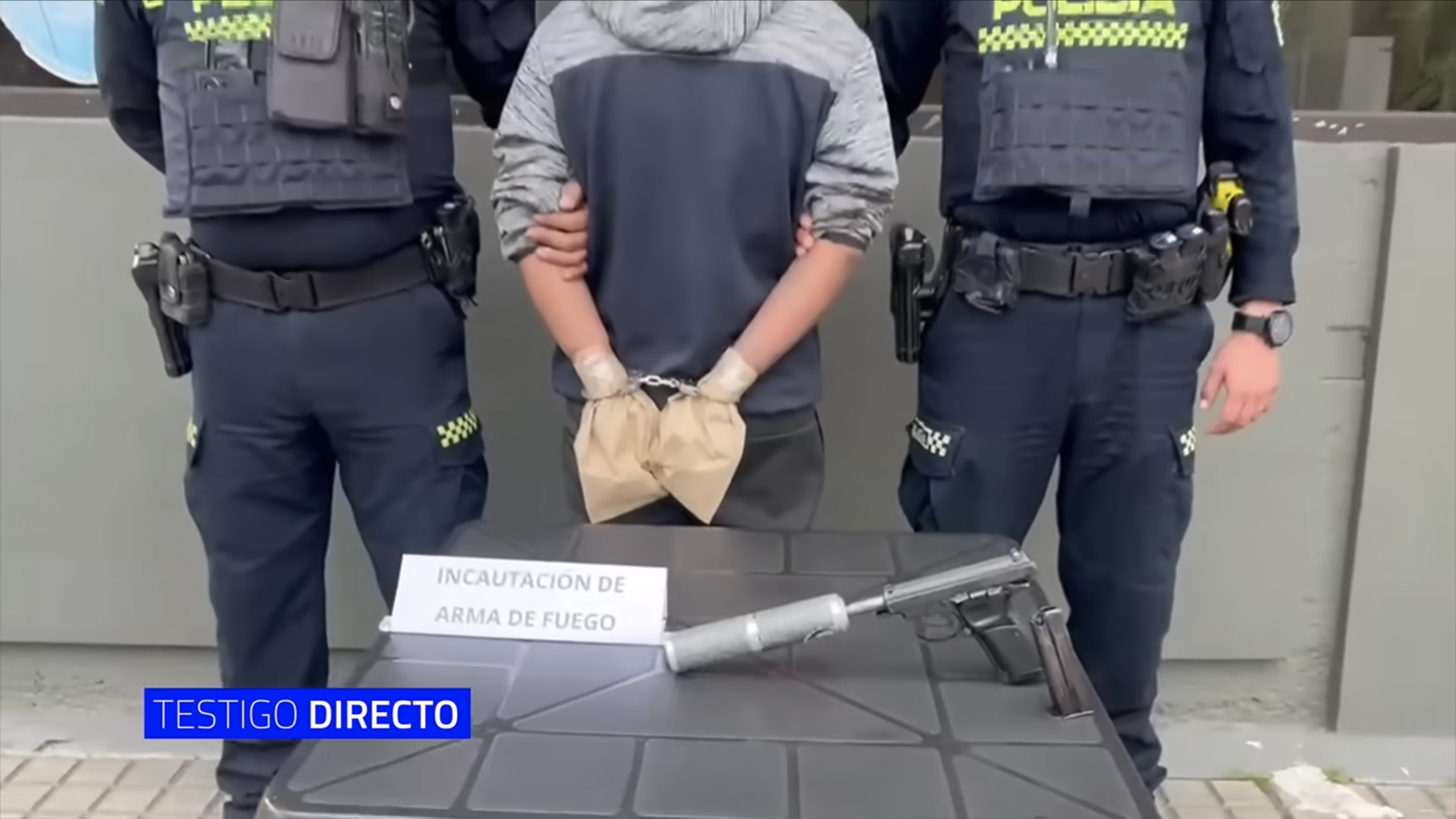 Captura alias "Papucho" donde se incauta una arma con supresor de sonido.